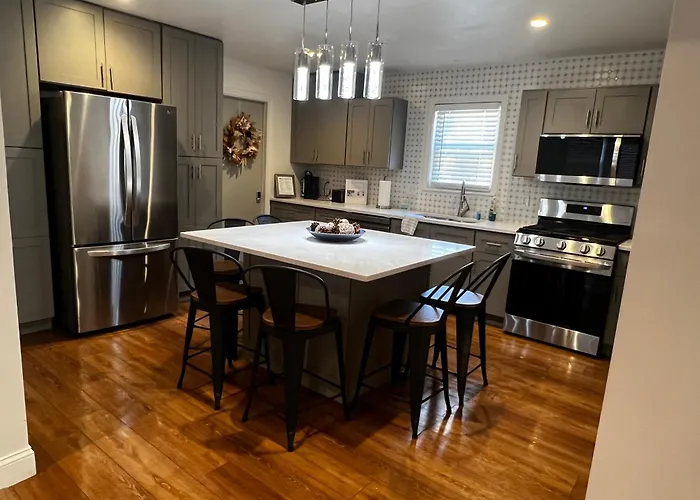 Spacious 3 Bedroom Ewing Home -Quiet