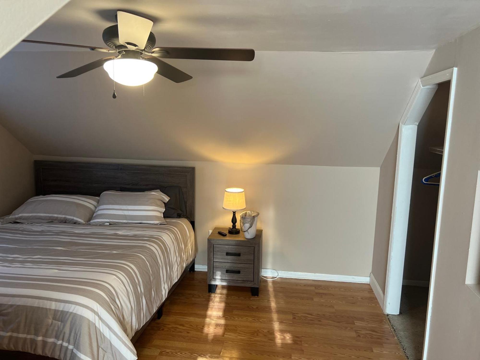 Spacious 3 Bedroom Ewing -quiet Hébergement de vacances Trenton